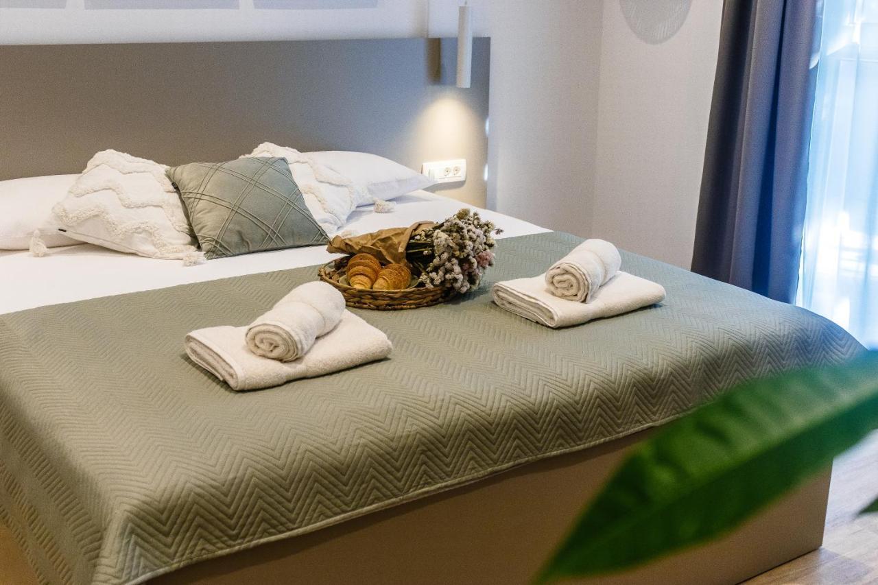 Apartments Kiwi ドゥブロブニク エクステリア 写真